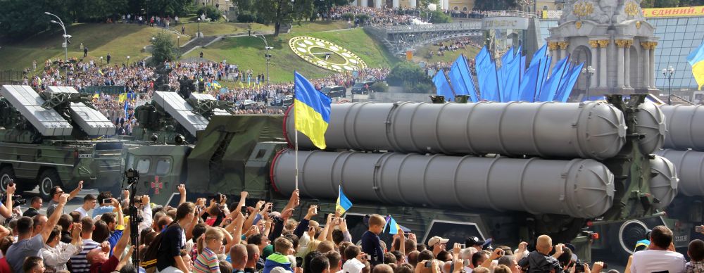 Военный парад ко Дню Независимости Украины в Киеве