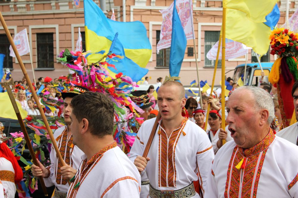 Парад вышиванок в Киеве