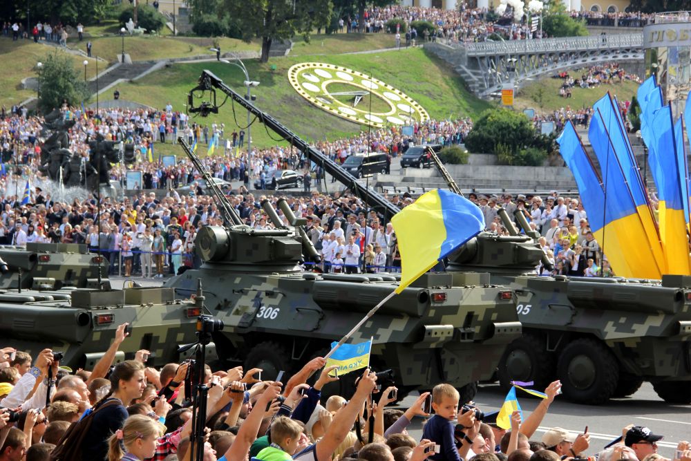 Военный парад ко Дню Независимости Украины в Киеве