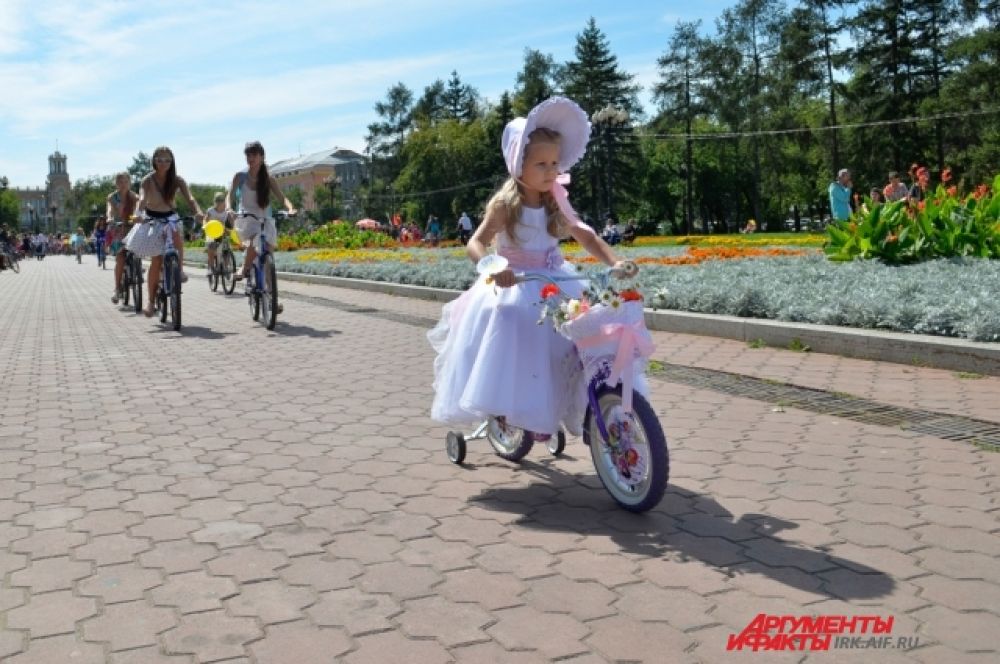 Самая маленькаяледи на параде.
