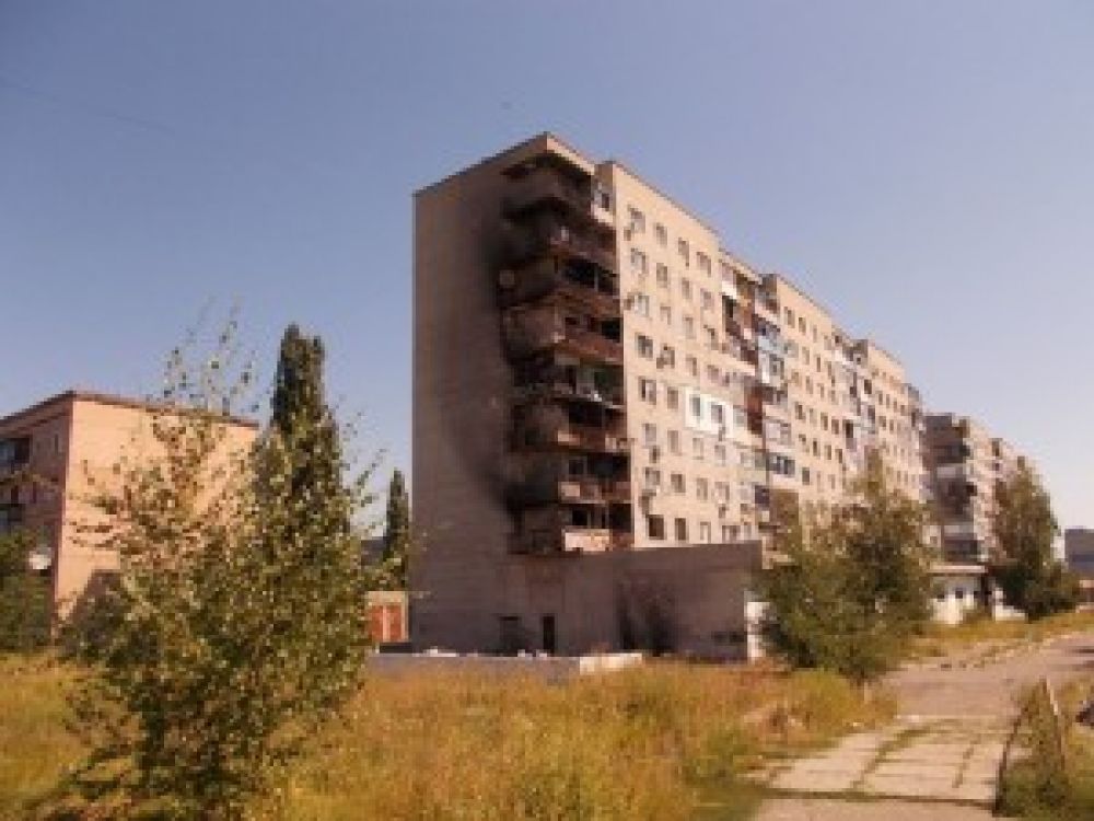 Разрушения в Луганской области