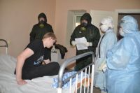 В Омске прошли учения на случай завоза лихорадки Эбола.
