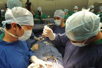 Омские хирурги провели уникальную операцию.