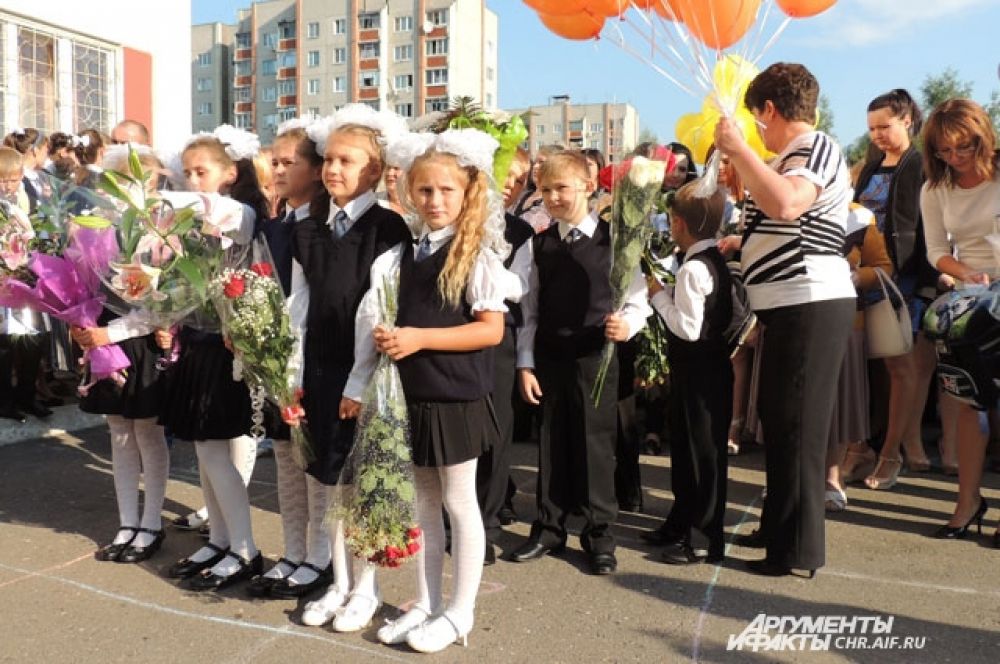 В лицее № 9 дети внимательно слушали выступающих – всё-таки 1 сентября – праздник серьёзный