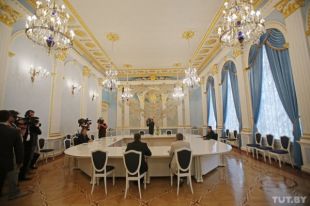 Трехсторонняя встреча по украинскому вопросу