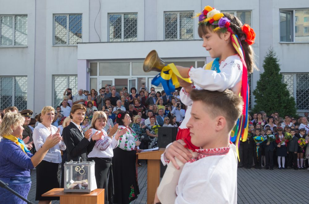 Праздник Первого звонка в столичной школе