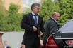 Посол РФ в Украине Михаил Зурабов у Дома приемов в Минске