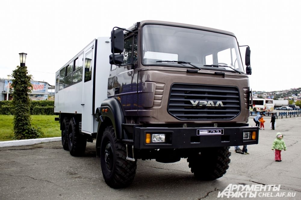Вахтовый автобусы Урал, выпускаемый сегодня.