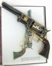В 1848 году в свет вышла модель  револьвера Colt Dragoon. Она предназначалась, прежде всего, для конных стрелков американской армии.