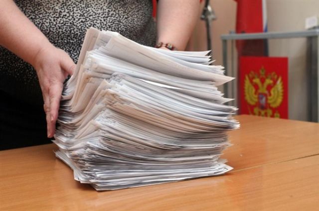 Депутаты решают, поводить ли в Омске референдум.