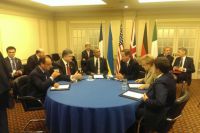 Порошенко принимает участие в саммите НАТО
