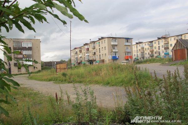 С советских времён там остались лишь три жилых дома.