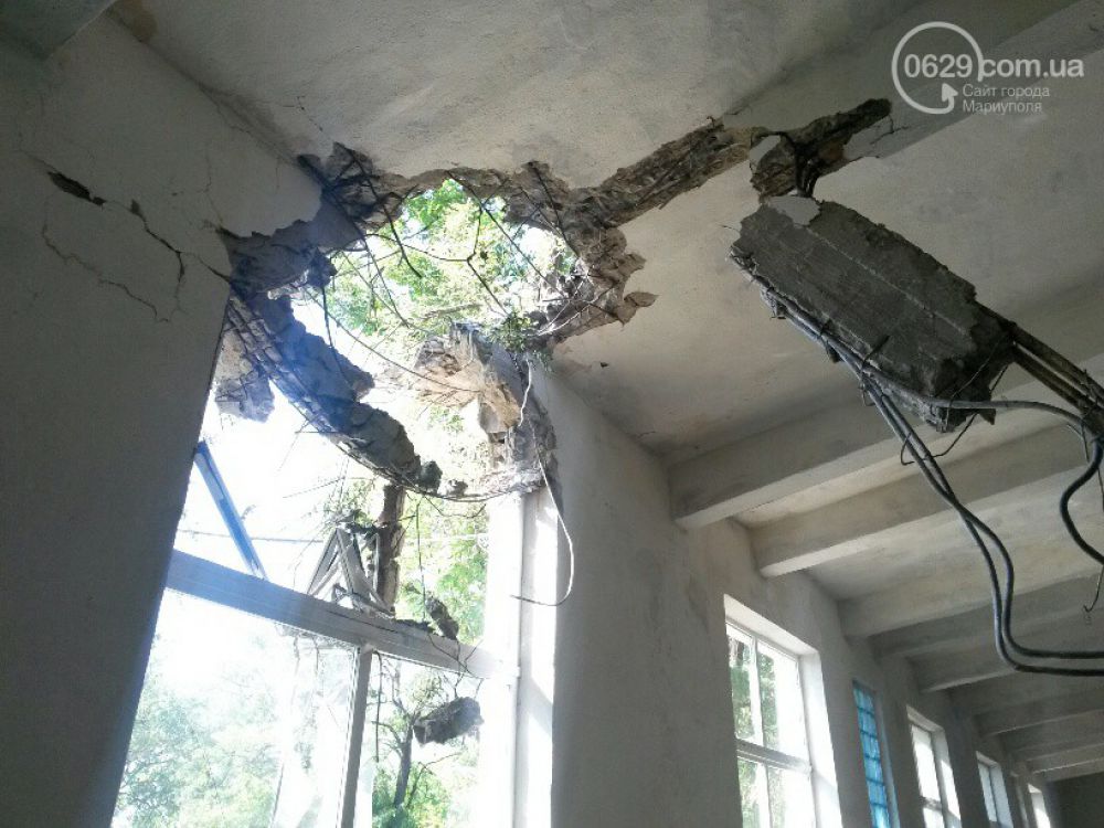 В Мариуполе снаряд попал в фильтровальную станцию Старокрымского карьера