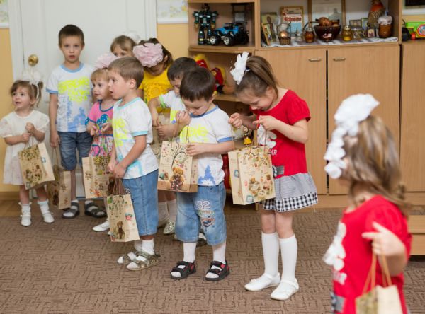 Марина Порошенко посетила Харьковский областной центр социально-психологической реабилитации детей