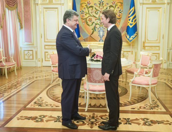 Петр Порошенко встретился с главой МИД Австрии Себастьяном Курцем