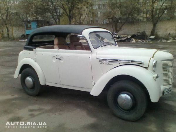 Ретро-автомобили, которые можно приобрести в Украине за 5-70 тыс. грн