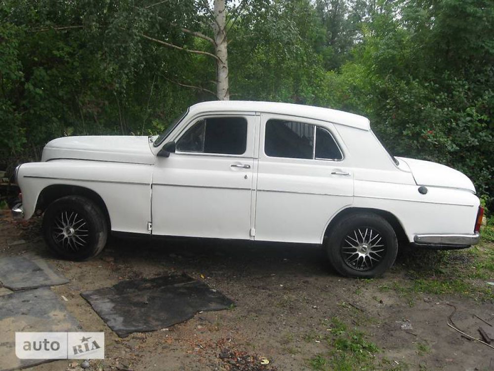 Ретро-автомобили, которые можно приобрести в Украине за 5-70 тыс. грн