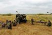 Украинские военные учатся стрелять из гаубиц
