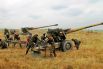 Украинские военные учатся стрелять из гаубиц
