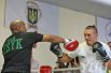 Александр Усик