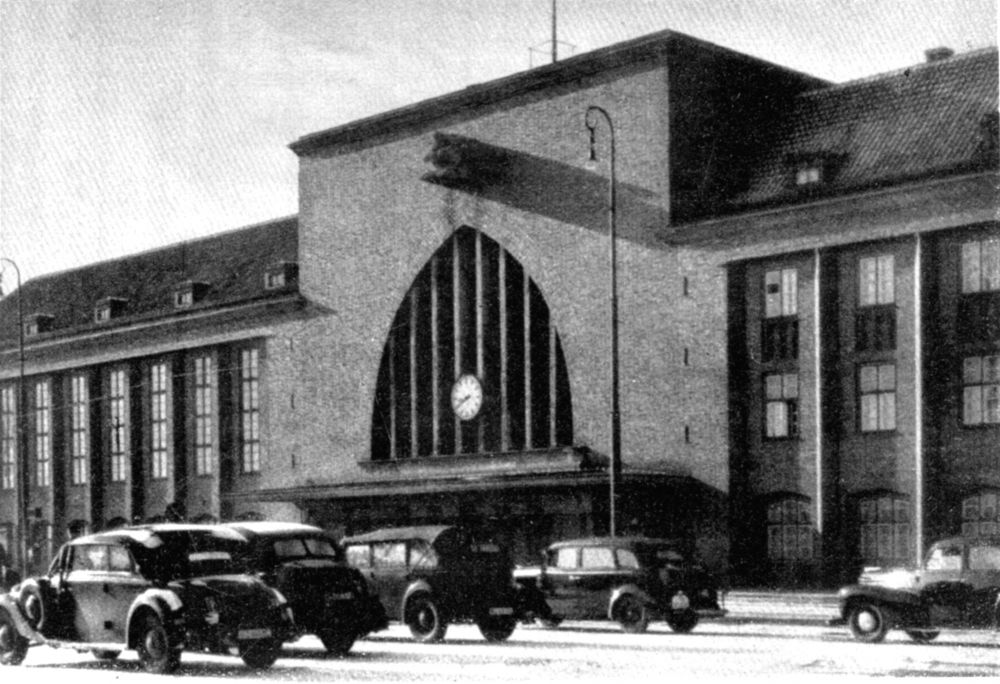 19 сентября 1929 состоялось торжественное открытие Главного вокзала Кенигсберга. 