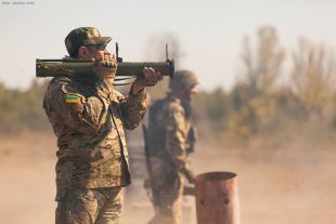 Батальон «Кривбасс» на занятиях по боевому слаживанию в 17-й танковой бригаде