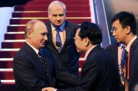 Владимир Путин во время визита в Китай