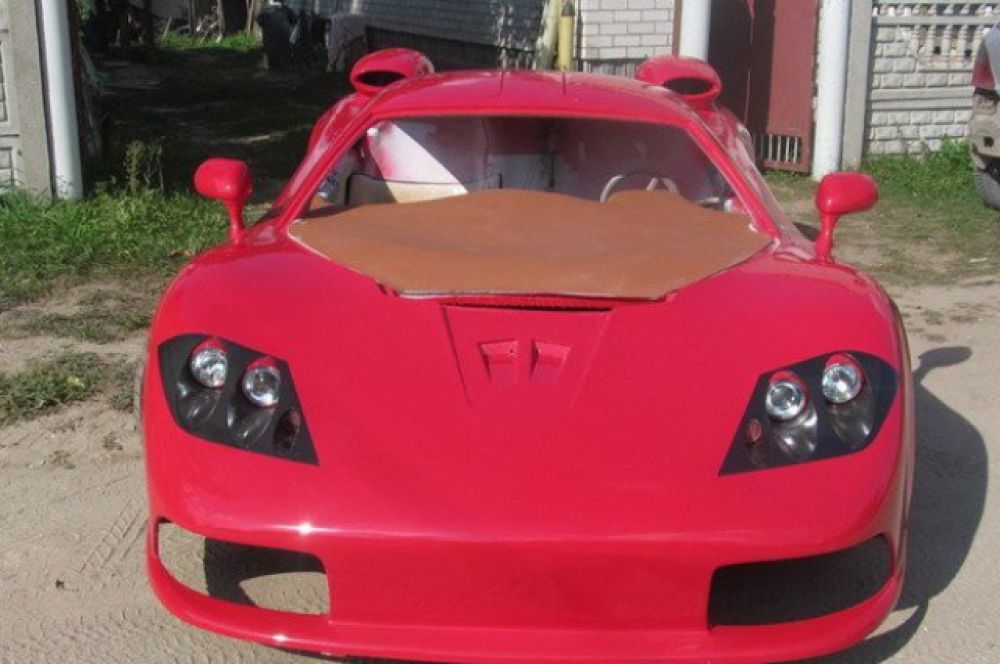 Автолюбитель сделал копию McLaren F1