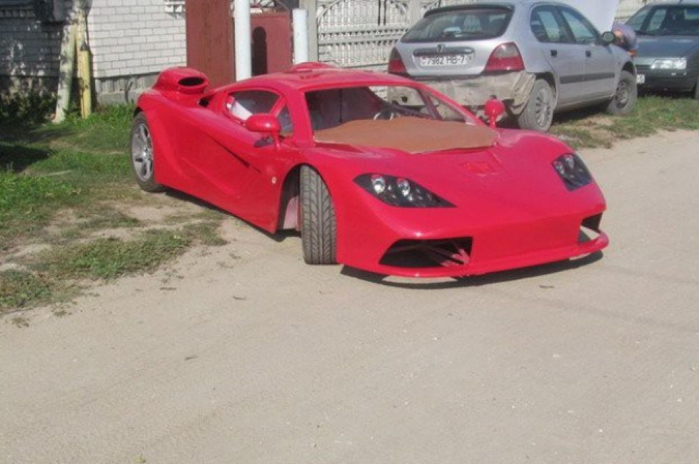 Из Peugeot автолюбитель сделал McLaren F1