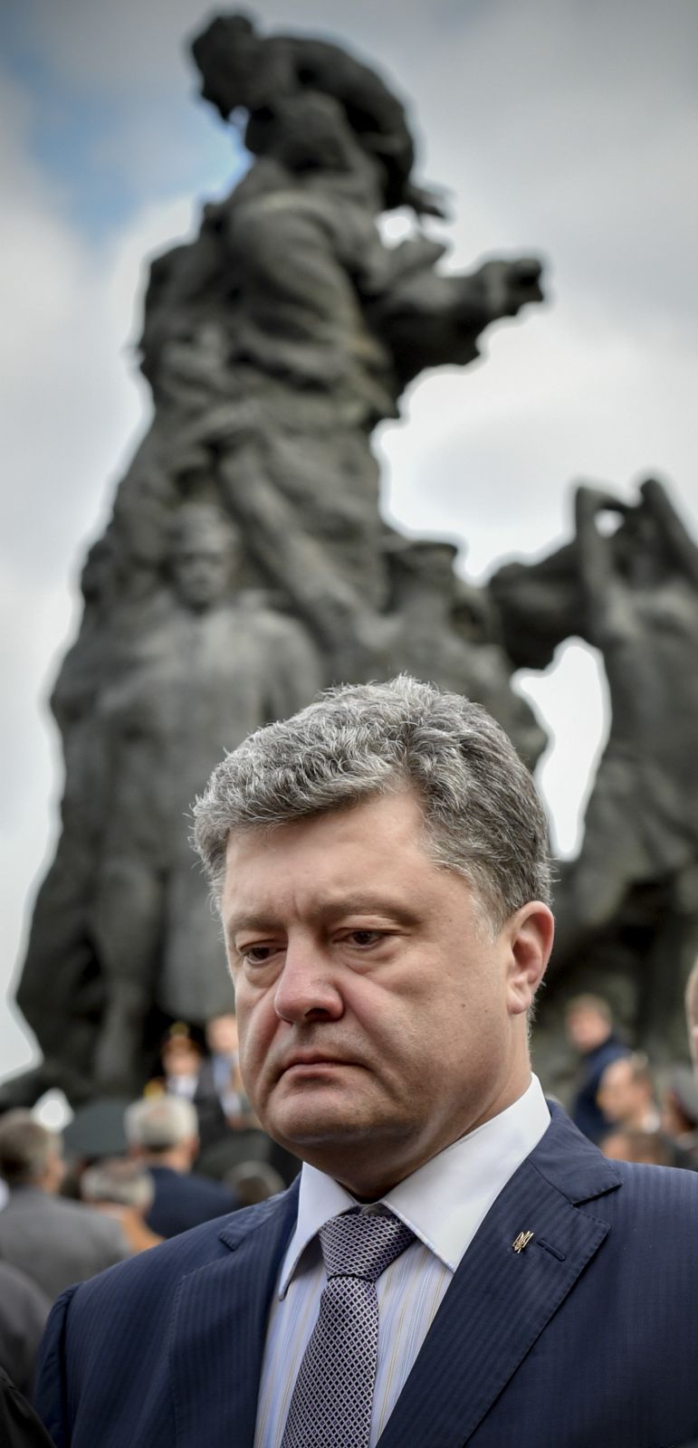 Петр Порошенко почтил память жертв трагедии в Бабьем Яру