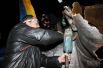 Харьковчане избавляются от памятника Ленину