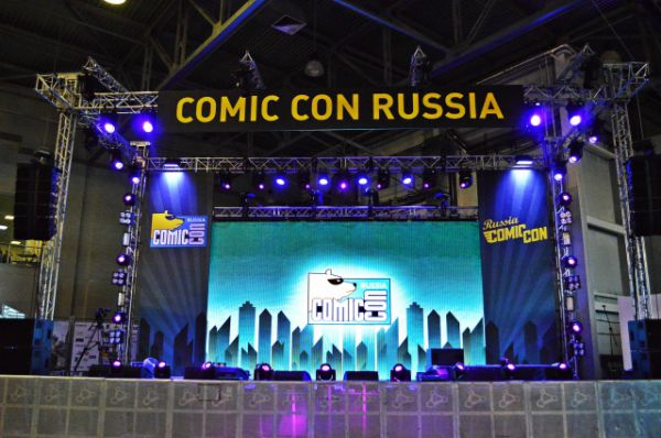 Главная сцена Comic Con Russia 2014.