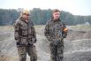 Возглавил рейд по пресечению незаконной добыче янтаря начальник УМВД генерал-лейтенант полиции Евгений Мартынов.