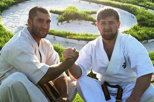Рамзан Кадыров стал обладателем черного пояса по карате кекусинкай (киокушинкай) – одной из самых жестоких разновидностей контактного каратэ.