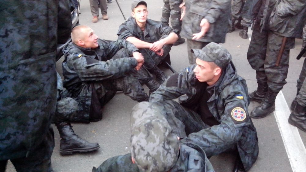 Нацгвардия возле АП