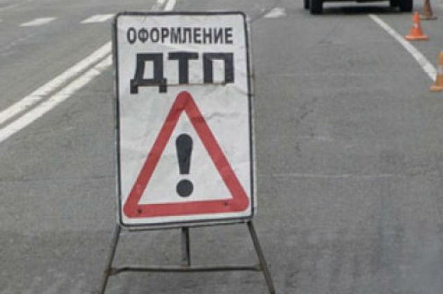 ДТП произошло на Ленинградском проспекте.
