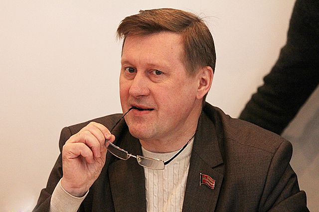 Анатолий Локоть.
