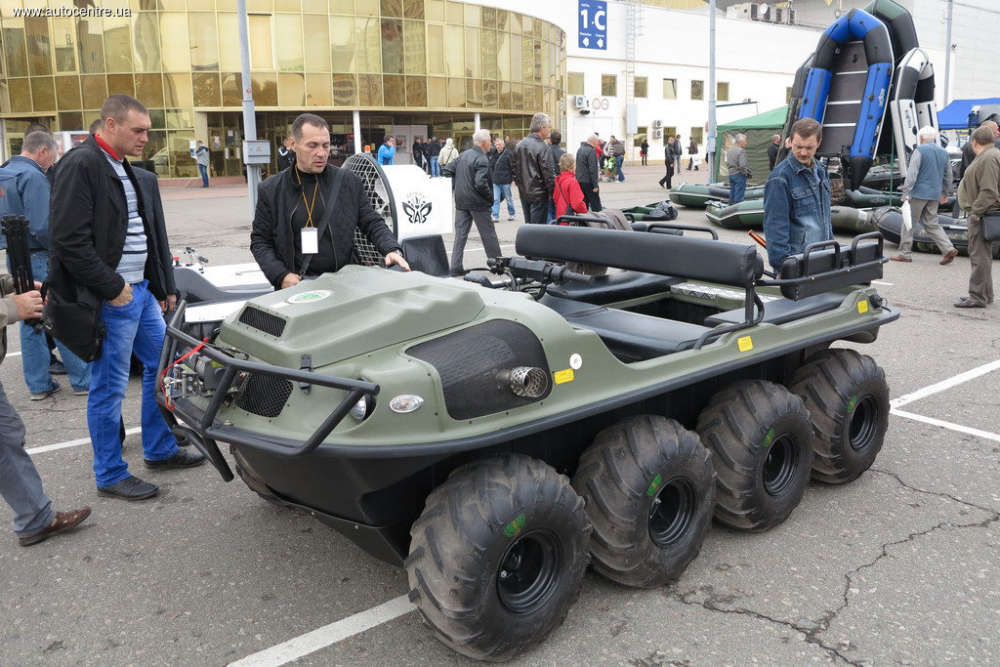 В Киеве презентовали снегоболотоход «Тигр»
