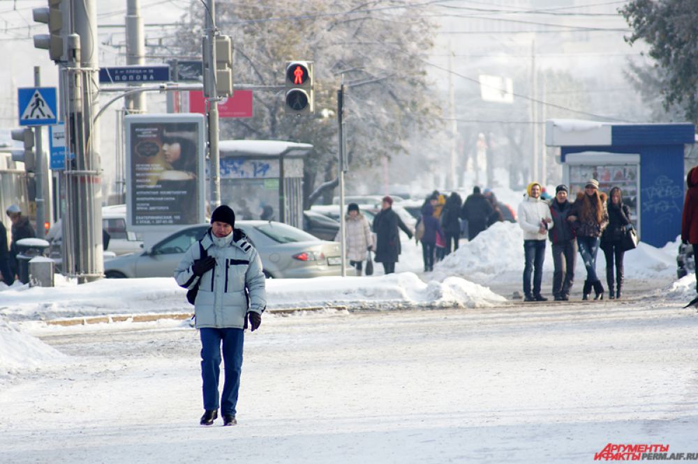 Среднесуточная температура во вторник окажется ниже нормы на 11-12°С, в среду – на 7-8°С.