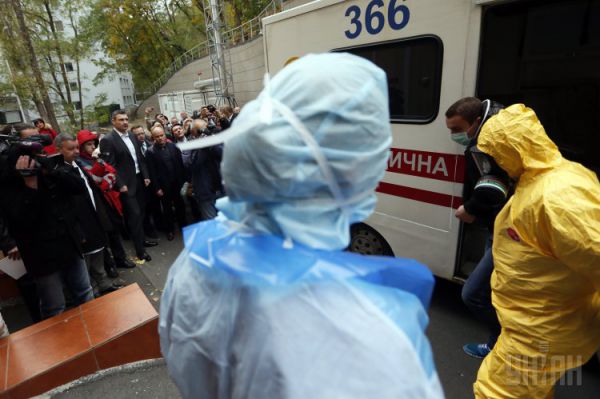 Тренировочные учения на выявлении больного с подозрением на лихорадку Эбола 