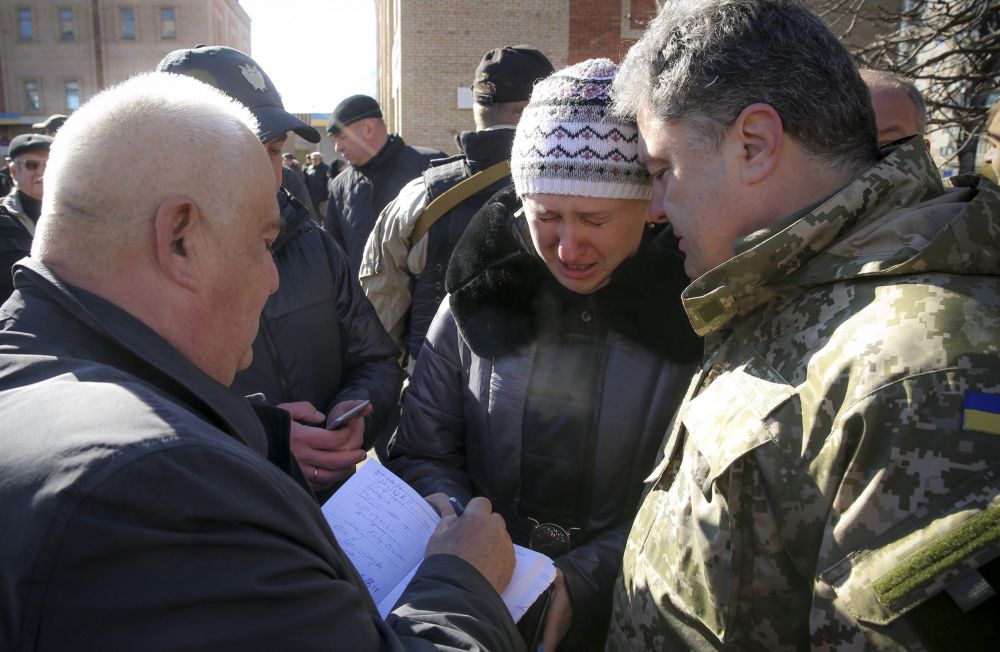 Петр Порошенко на Донбассе