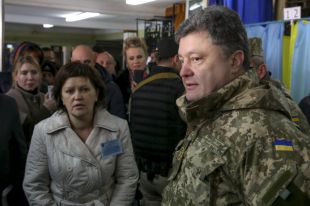 Порошенко проверят, как проходят выборы на Донбассе