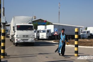 Гумконвой из РФ готов незаконно пересечь границу с Украиной