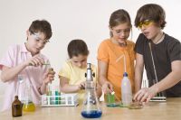 Химия теперь для школьников - один из самых увлекательных предметов.