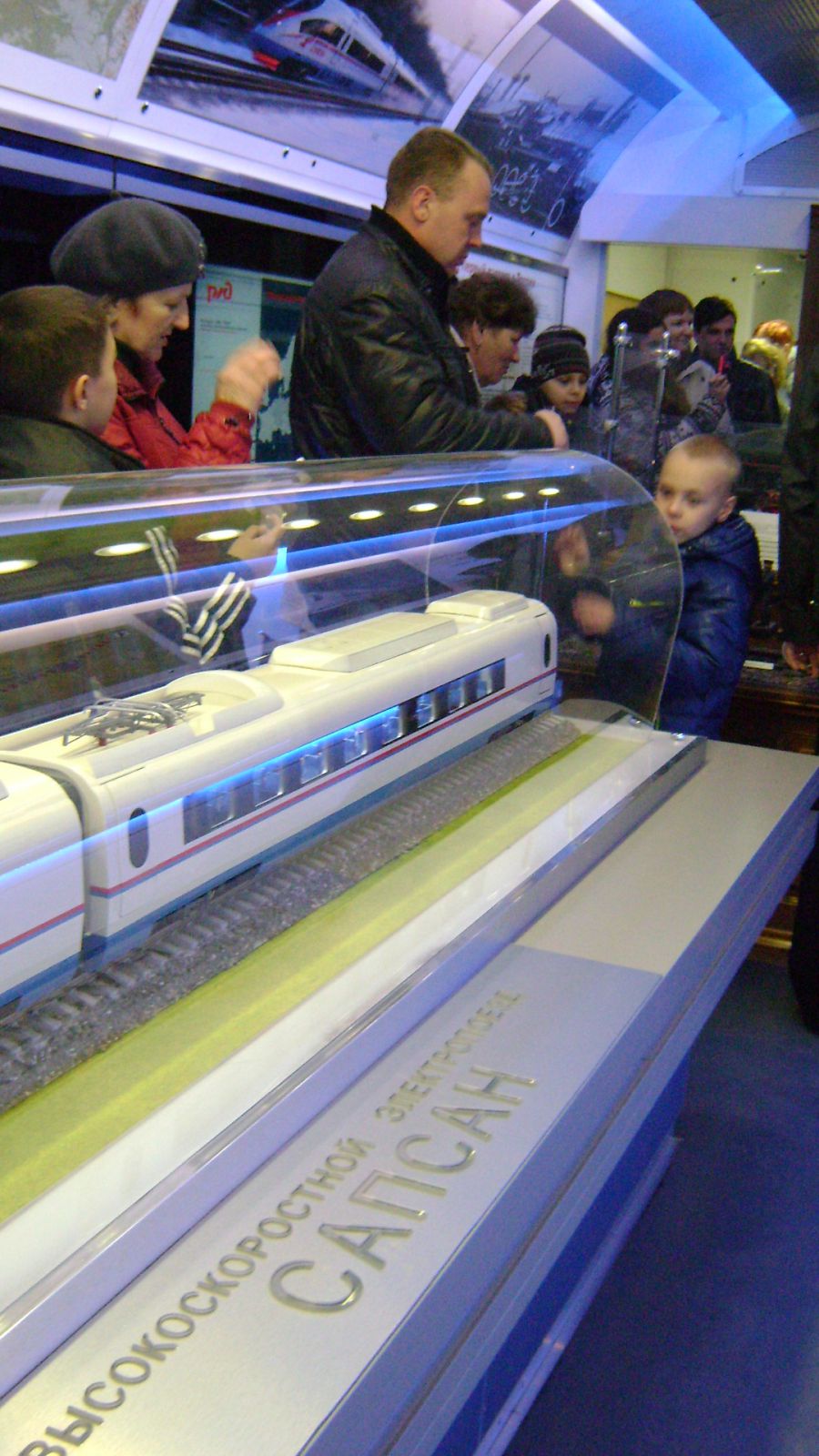 В музее представлены макеты современных моделей поездов «Сапсан», «Ласточка» и других.