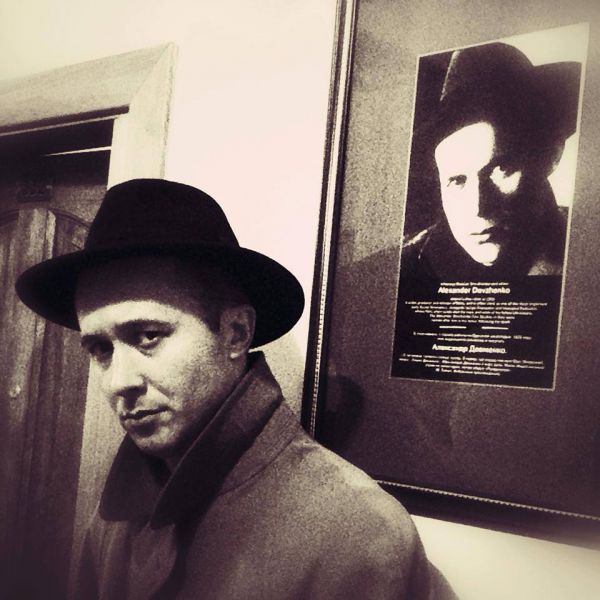 В роли Александра Довженко – Сергей Бабкин