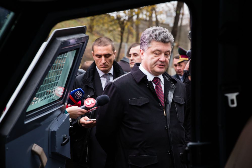 Вручение бронеавтомобилей миссии ОБСЕ в Украине