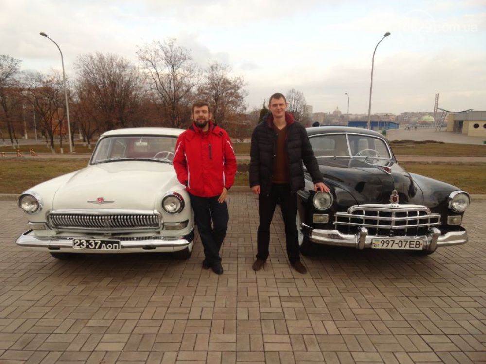 Выставка ретро-авто в Мариуполе