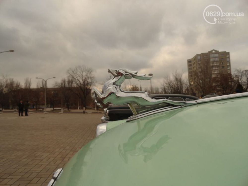 Выставка ретро-авто в Мариуполе