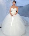 Ким Кардашьян в платье Vera Wang